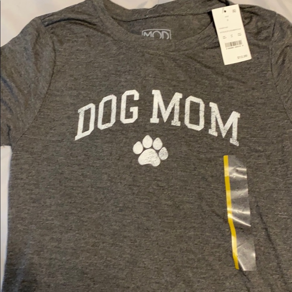 Dog Mom T-Shirt